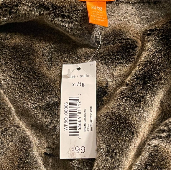 Canadian Winter Coat - Picture 5 of 7